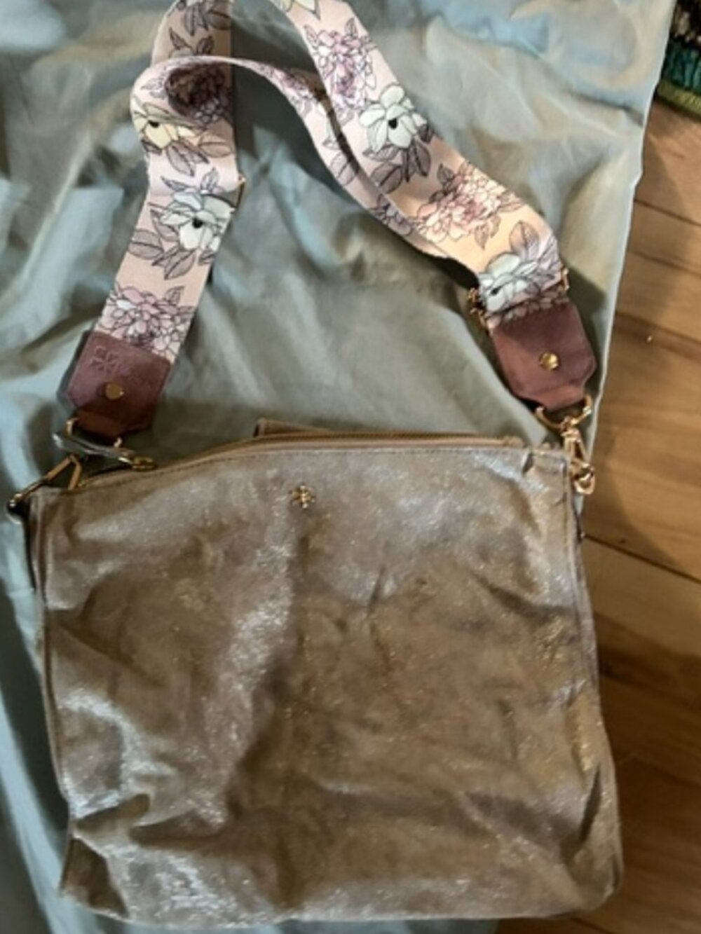 Erin Condren purse bag shoulder crossbody silver medium large